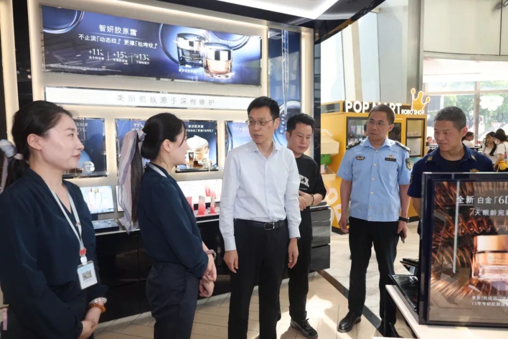 市委常委、常務(wù)副市長張韶峰帶隊開展“五一”期間安全生產(chǎn)檢查